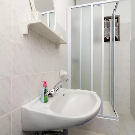 Moretic - Double With Balcony And Sea View 1 Apartman Orašac